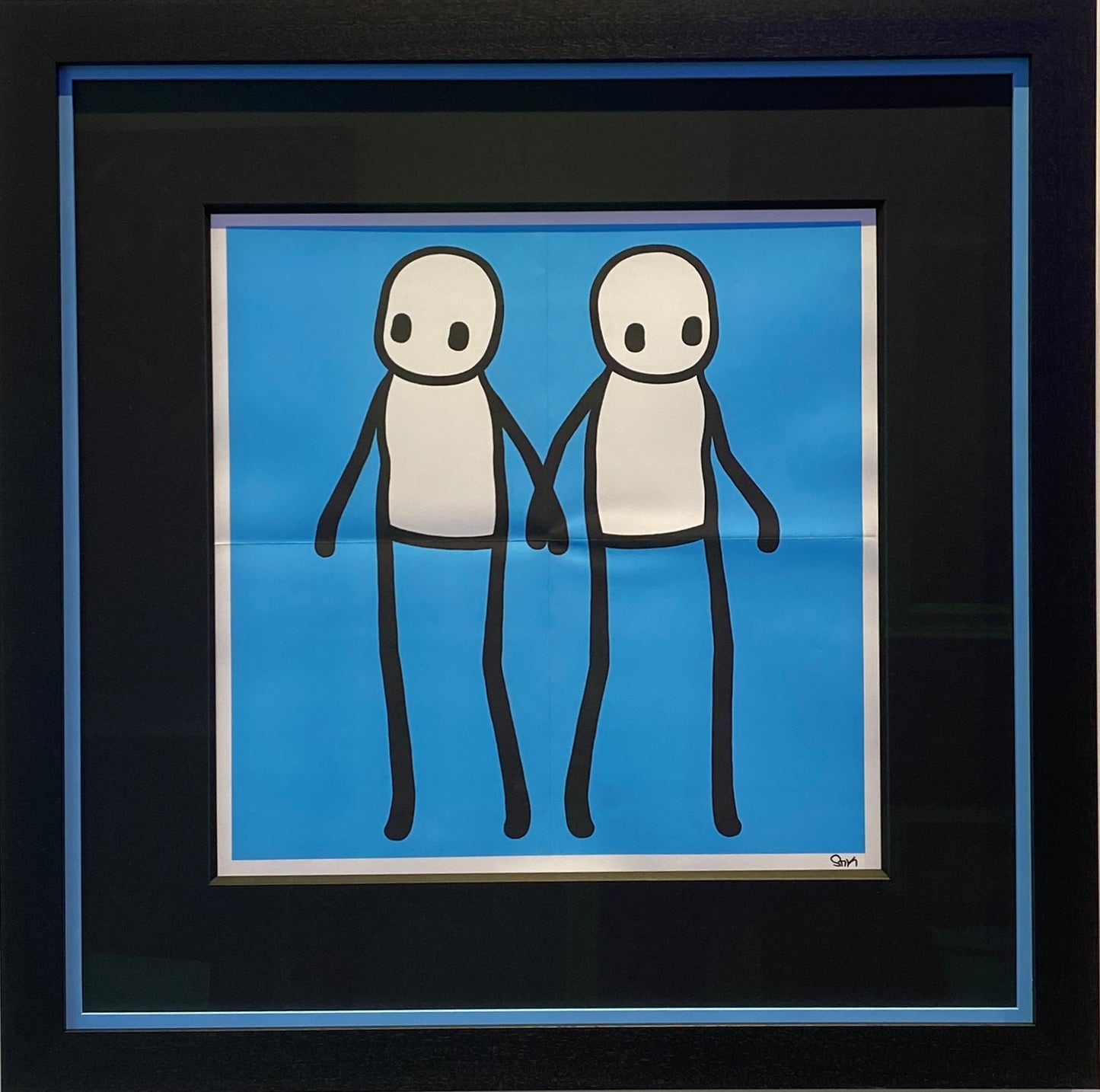 Signed holding hands (Blue) by Stik