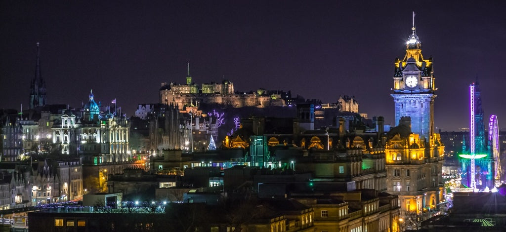 Edinburgh Evenings by John Pow